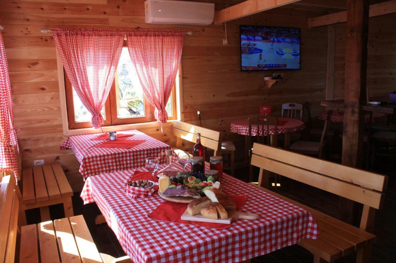 Holiday Village Ostrog Niksic Exterior foto